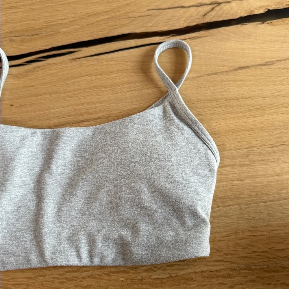 Vuori - Halo Essential Bra - Small - Pale Grey Heather - Picture 3 of 11
